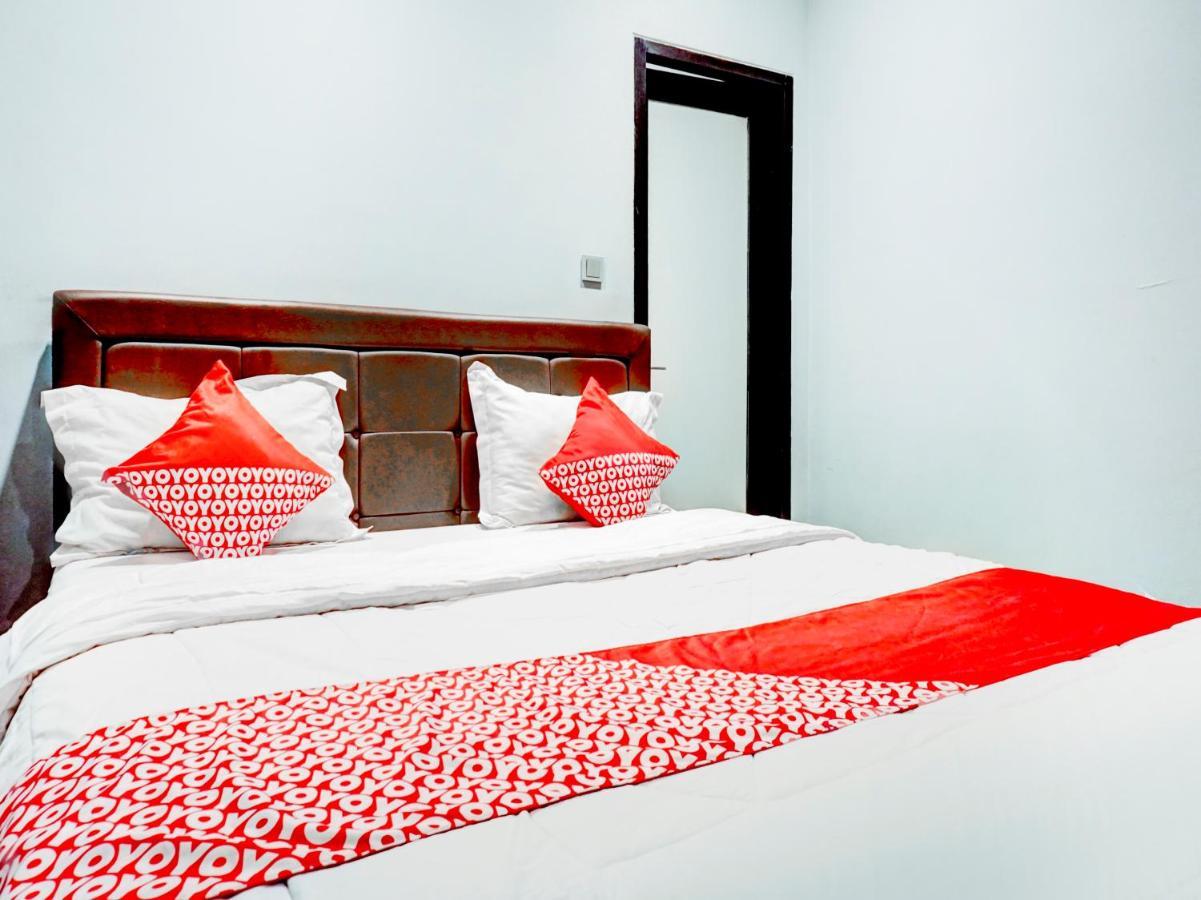 Oyo 90438 Mampang 34 Residence 雅加达 外观 照片