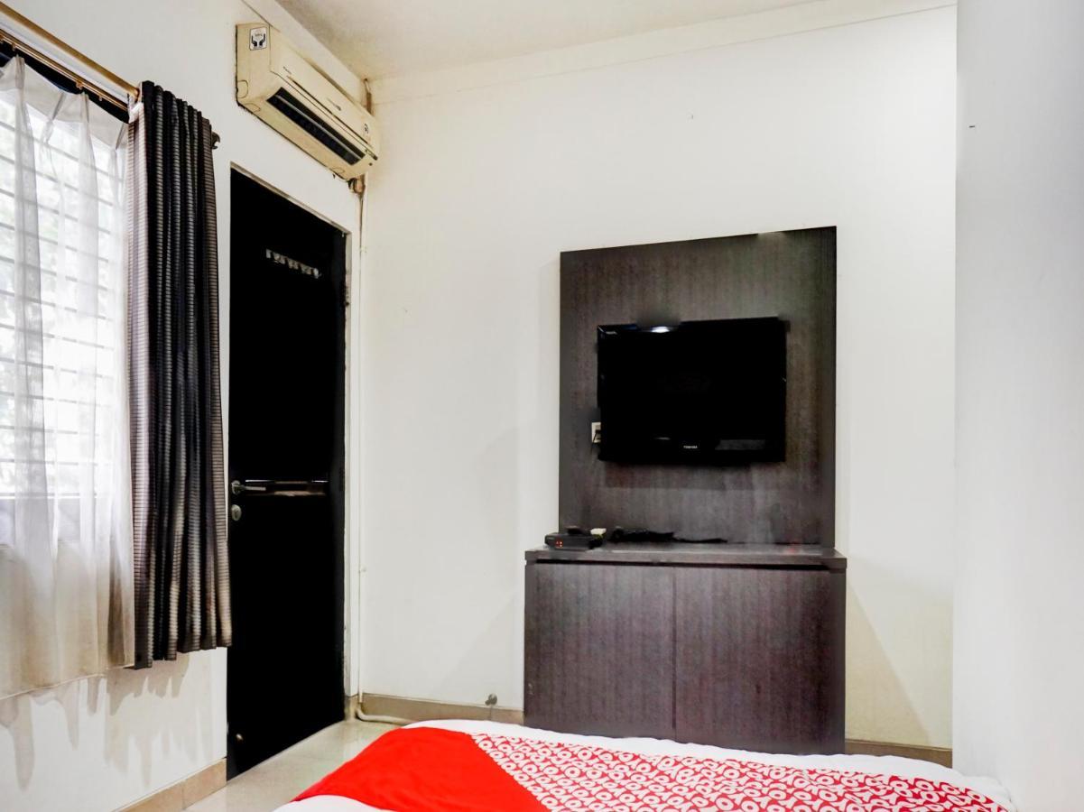 Oyo 90438 Mampang 34 Residence 雅加达 外观 照片
