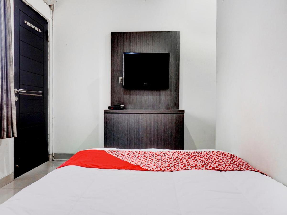 Oyo 90438 Mampang 34 Residence 雅加达 外观 照片