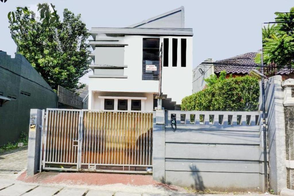 Oyo 90438 Mampang 34 Residence 雅加达 外观 照片